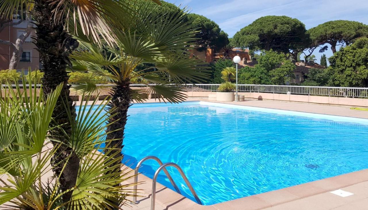 Studio Proche Port Et Plages, Piscine Hyères Extérieur photo